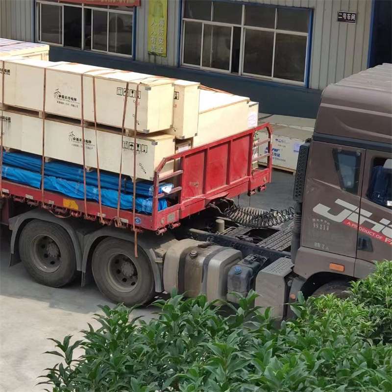 吉林吉林龙潭至新疆阿勒泰福海县物流专线，一站式服务，让您的货物畅行无忧